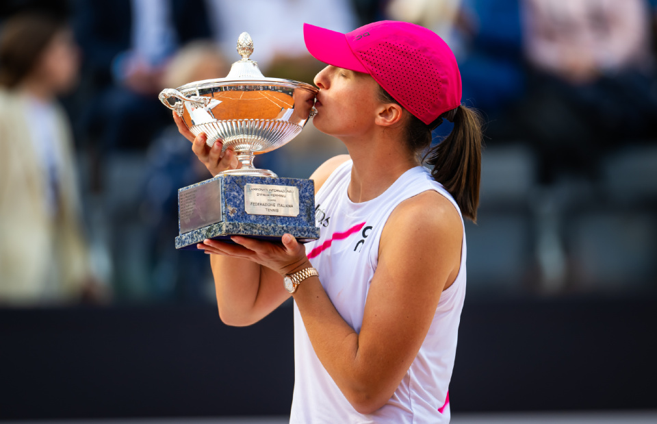 开云体育-科维托娃在美国队比赛中最后时刻胜出，大比分获胜引发热议！-开云体育