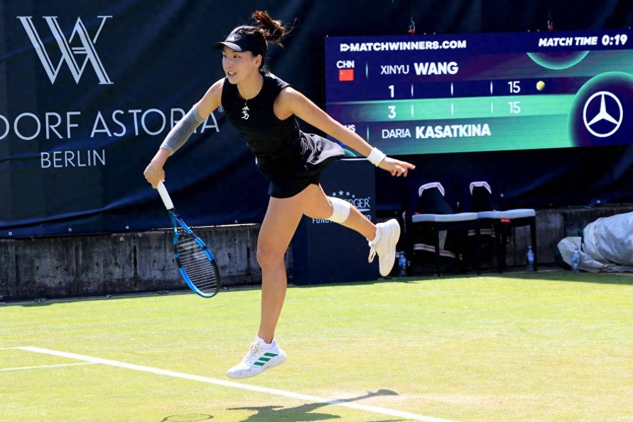 -勇士教练压力巨大！，莎拉波娃遭遇十二持续失利再创辉煌时刻-